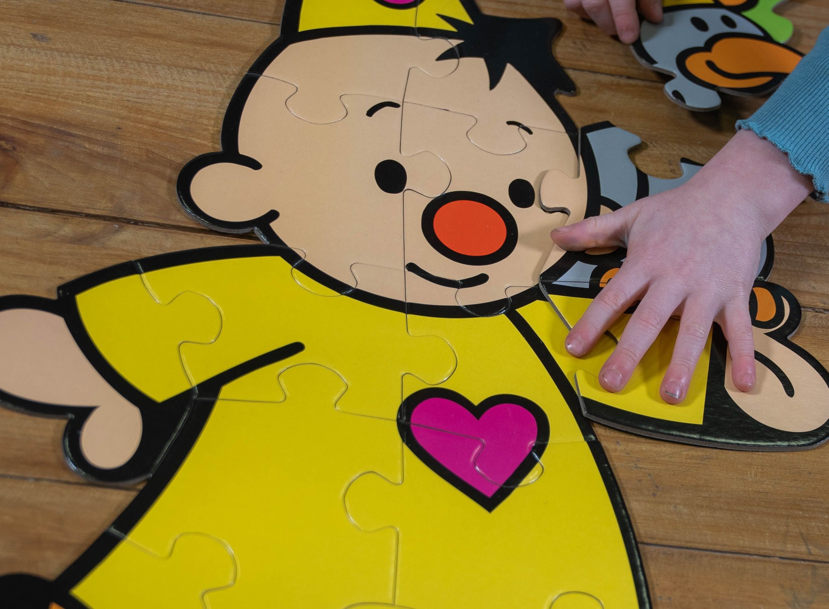 Bumba Mega vloerpuzzel "In koffertje" – 16 stukken – 60 cm