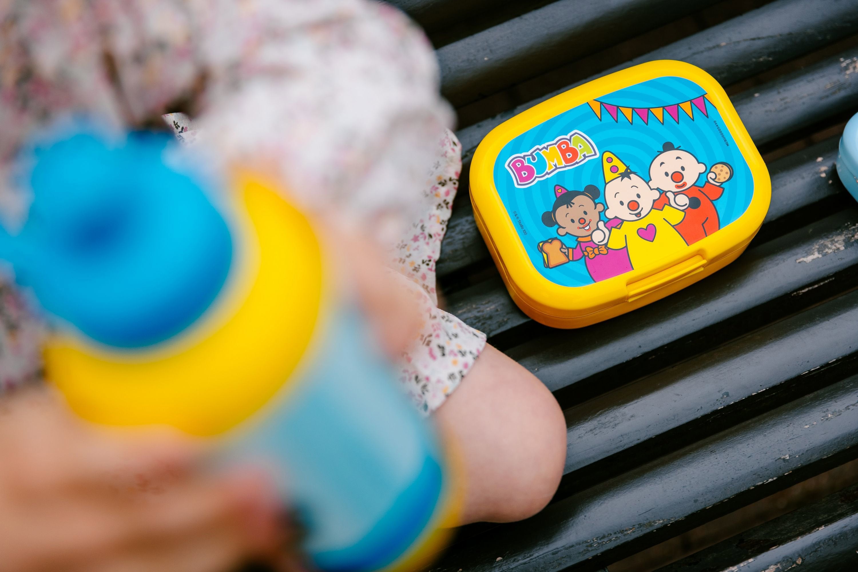 Bumba Vershouddoos – "Brooddoos met naamlabel "Vrienden" - Geel